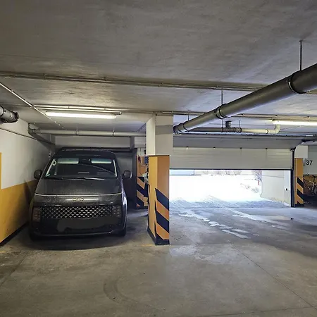 Ak Polnoc Apartman Varsó